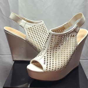 Lattice style white wedge heel